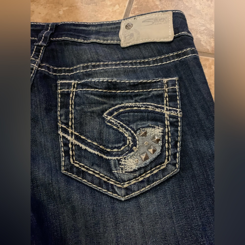 Silver Jeans Co. Suki Capri 27 Waist EUC
